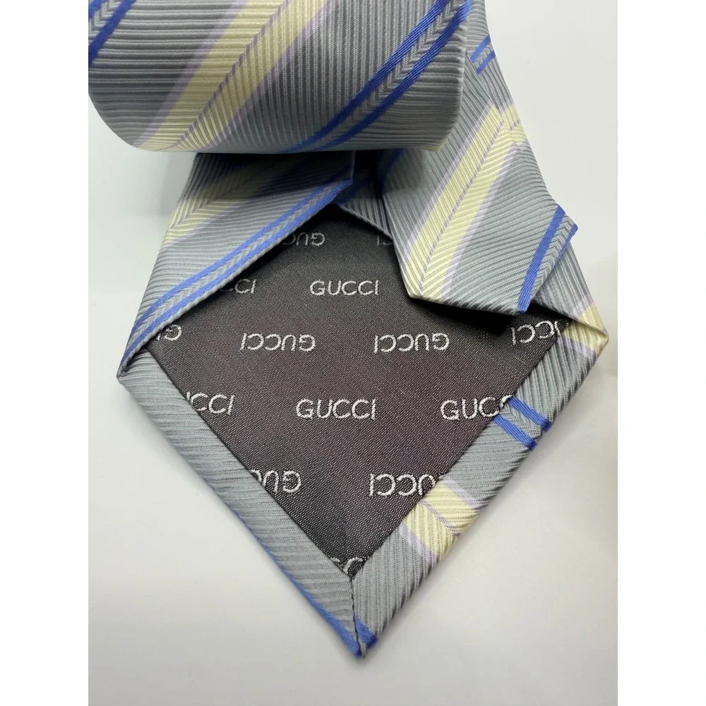Gucci Mens Silk Tie Grey Blue Cream Diagonal Stripe Hand Made Italy 3.75 Inch